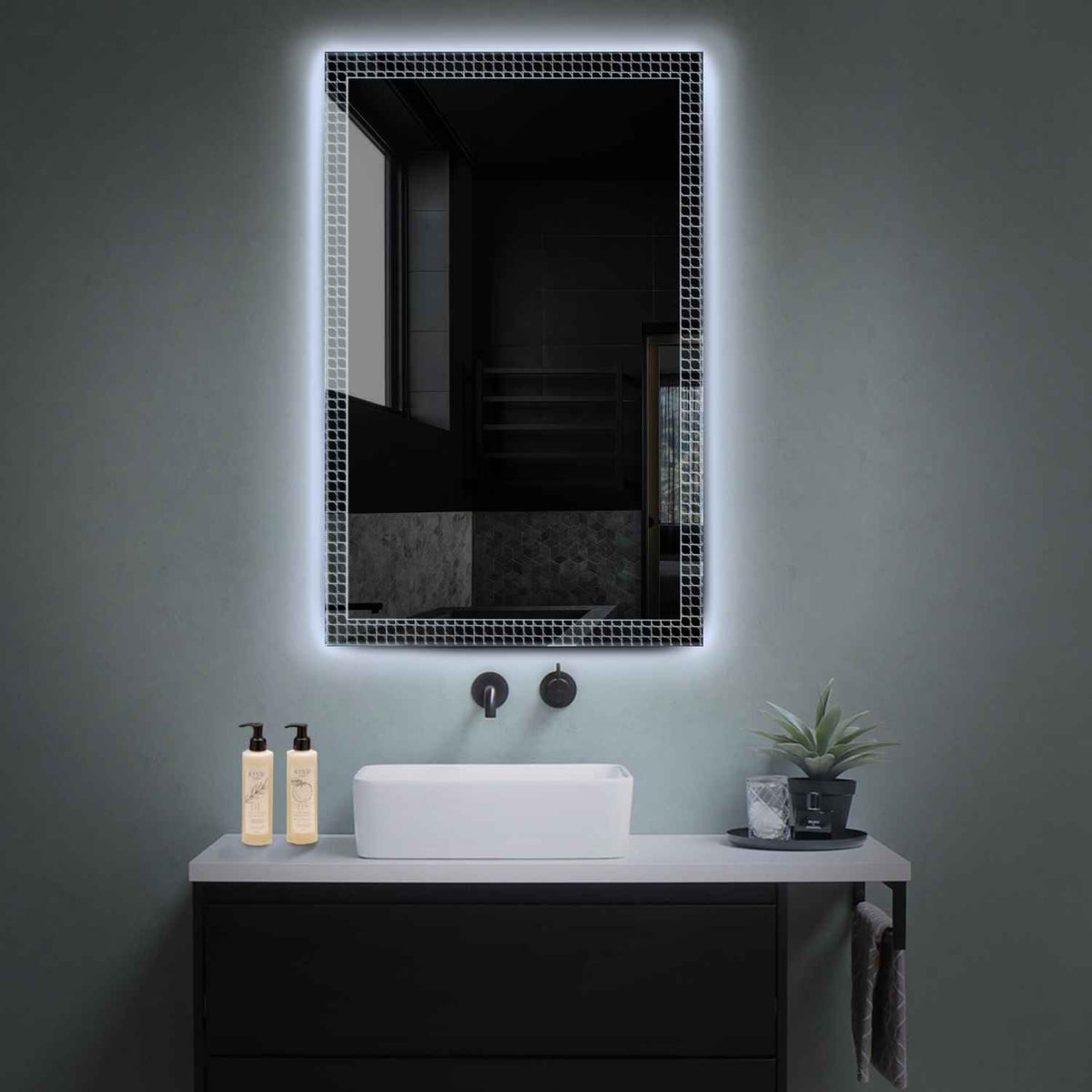LED Spiegel Vertikal | Wandschalter-Steuerung | Kaltweißes Licht - Reyze Seria Official Model 3