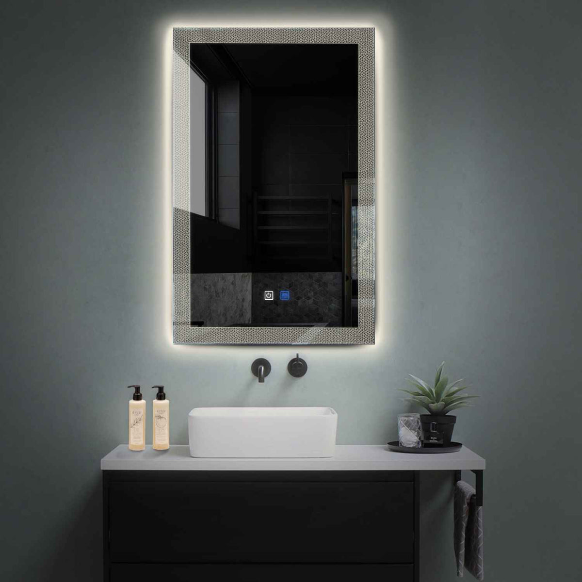 LED Spiegel Vertikal | Touch-Schalter | Anti-Beschlag-Funktion | Neutralweißes Licht - Reyze Seria Simetria Model 4