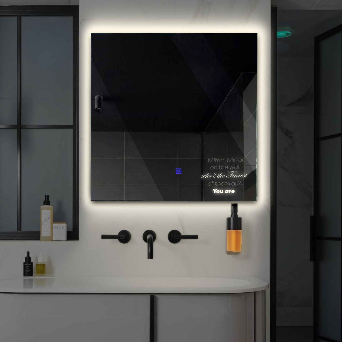 LED Spiegel Quadratisch | Touch-Schalter | Neutralweißes Licht - Reyze Seria Motivated Model 4
